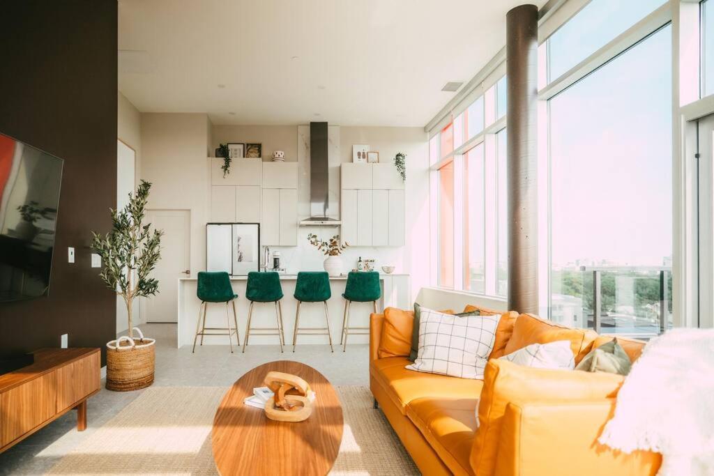 New - Luxury 2Br Penthouse Apt In Central Halifax Ngoại thất bức ảnh