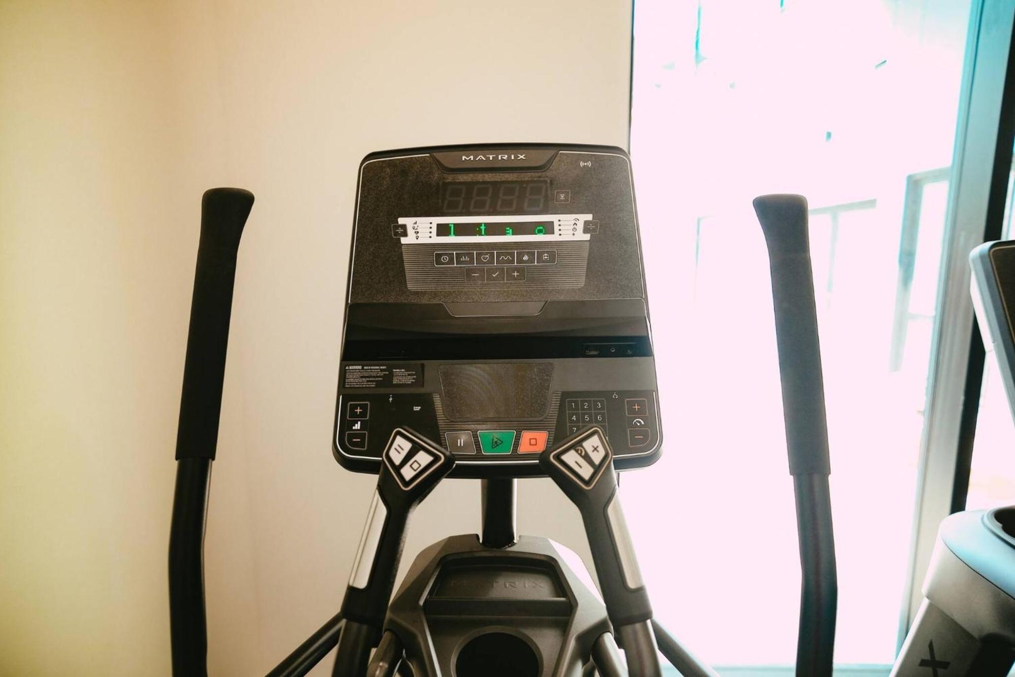 New - Luxury 2Br Penthouse Apt In Central Halifax Ngoại thất bức ảnh