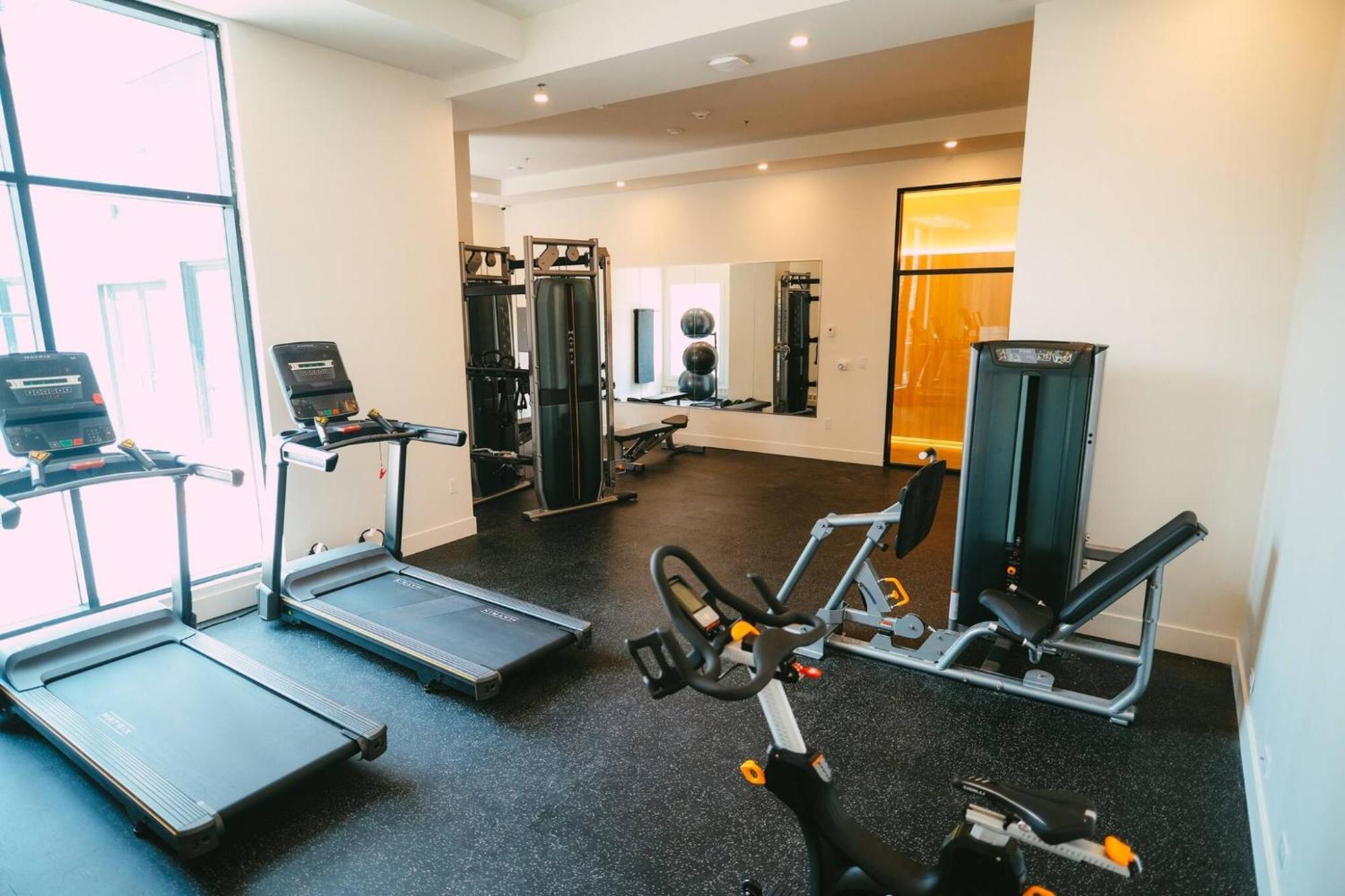 New - Luxury 2Br Penthouse Apt In Central Halifax Ngoại thất bức ảnh